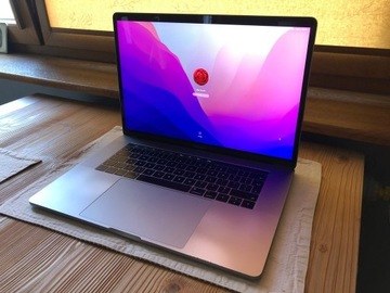 Laptop MacBook Pro 2016 15" i7 2.7 / 16 GB / 1TB 