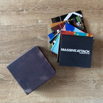 Massive Attack - Singles 90/98 CD BOX