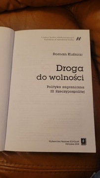 Droga do wolności. Polityka zagraniczna III RP