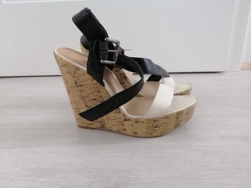 buty Sandały Czółenka na koturnie New Look r. 40