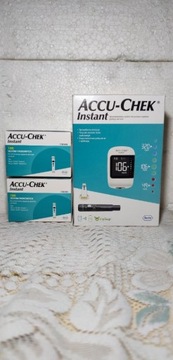 Glukometr ACCU-CHEK INSTANT+210szt pasków+Gratisy