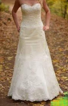 Piękna biała suknia ślubna -koronka 38