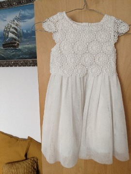 Sukienka h&m young dimensions 104 koronkowa biała