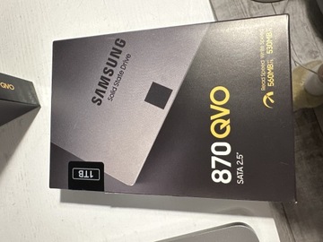 Samsung 870 QVO 1TB jak nowy