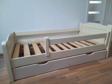 Łóżko drewniane  160/80 max ciężar do 200kg 