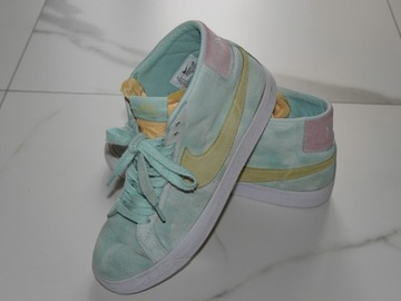 *NIKE* SB Zoom Blazer Mid Premium DA1839-300