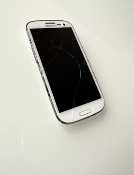 Smartfon Samsung Galaxy S3 Neo 1,5 / 16 GB biały