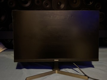 Monitor Iiyama G-Master (uszkodzona matryca)