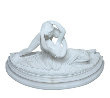 Rzeźba alabaster Amor Psyche