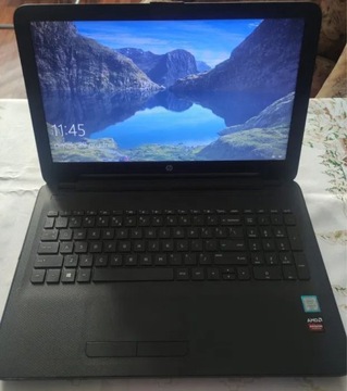 Laptop HP 250 i5-6200 1TB M330 26BW1