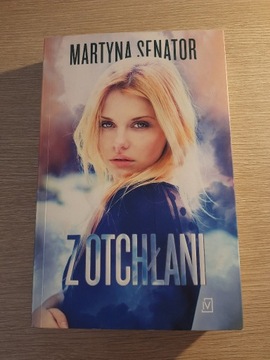 Z otchłani - Martyna Senator