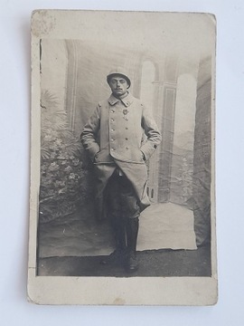 Żołnierz Francja z orderem I wojna św.