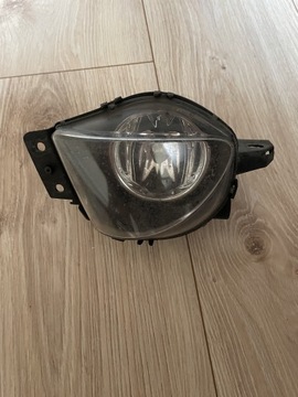 Halogen prawy Bmw e90 przed lift 