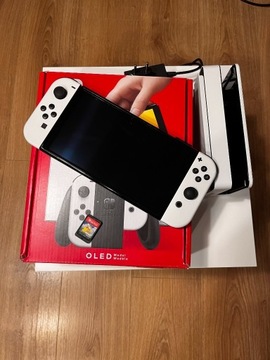 Nintendo Switch OLED + Pokemon Let's Go Pikachu