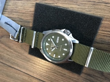 Zegarek SEIKO SRPE65K1 4R36 NOWY - GREEN