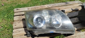 Reflektory Avensis T25