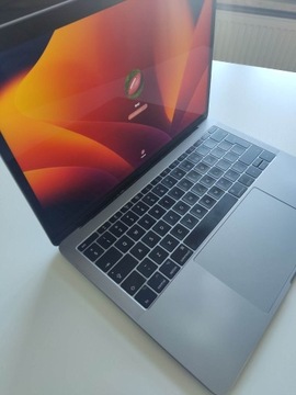 MacBook Pro 13" 2017 i5 2,3GHz 8gb RAM 256gb ssd