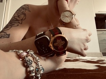 Wideo fetysz zegarka i biżuterii