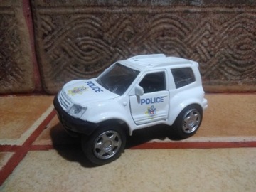 Anek Mitsubishi Pajero policja 