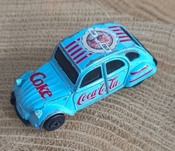 Citroen 2cv ice cold coca cola