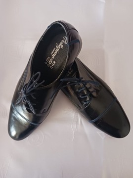 Polskie skórzane buty czarne 39