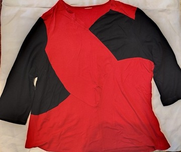 Czerwono-czarna bluzka wzór geometryczny 44