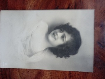 portret kobiety zdjęcie kartonik.przedw. pocztówka