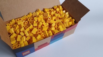 LEGO pudełko klocków: cegiełka żółta 1x2 2877