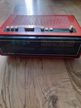 Stare  radio Aroma S-8000
