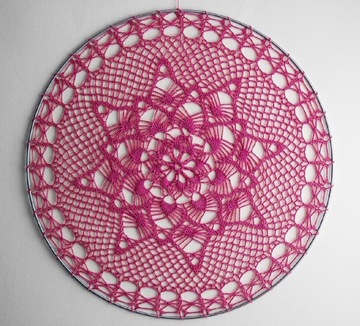 Mandala na szydełku różowa 40 cm