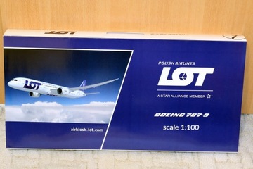 Model samolotu Boeing 787-9 Dreamliner LOT 1:100