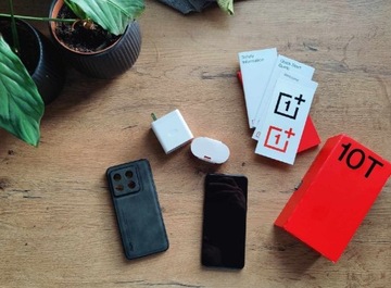 OnePlus 10t (one plus 1+ 10 ) 8/128 