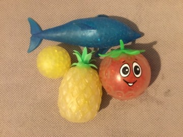 Fidgettoys - delfin, ananas, piłka, truskawka