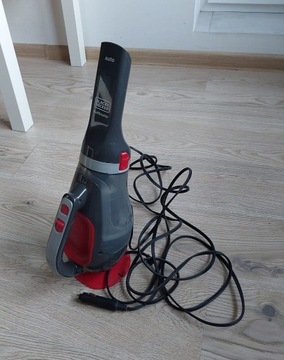 Odkurzacz ręczny samochodowy Black&decker