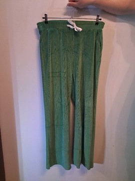 Spodnie zielone rozmiar L/XL nowe