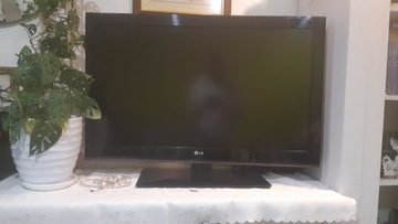 Telewizor LG 37 cali LK450