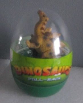 Jajko z dinozaurem w środku jeżdżący na napęd