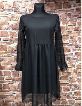 Sukienka krótka czarna biust 90