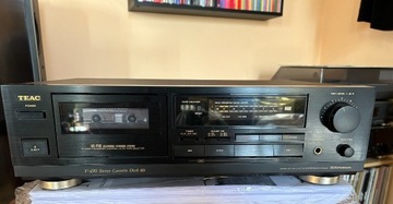 Magnetofon Teac V-490