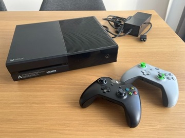 Xbox One 1TB + dodatkowy pad/kontroler
