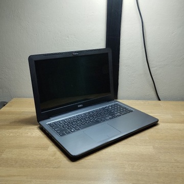 Laptop Dell Inspiron 5567 I5 8Ram SSD250 Radeon 