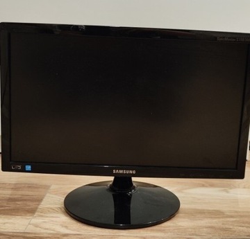 Monitor Samsung s19b300n