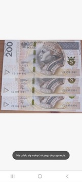 Banknoty 3 x 200zł. Fajne numery 200zł. NOWE !