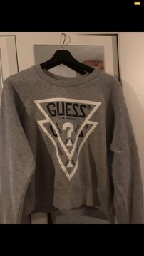 szara bluza Guess