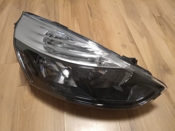 Renault Clio vi lampa prawy przód 