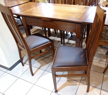 Oryginalny komplet dębowy stół i pięć krzeseł 