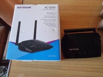 Router NETGEAR ac1200 r6120