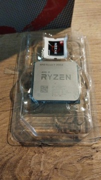 Sprzedam Ryzen 3900X