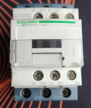 Stycznik schneider electric 230 V IP20 12 A