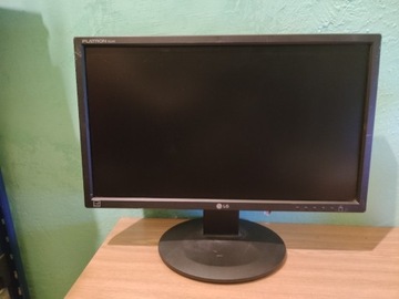 Monitor komputerowy 22" LG Flatron W2246S (M5)